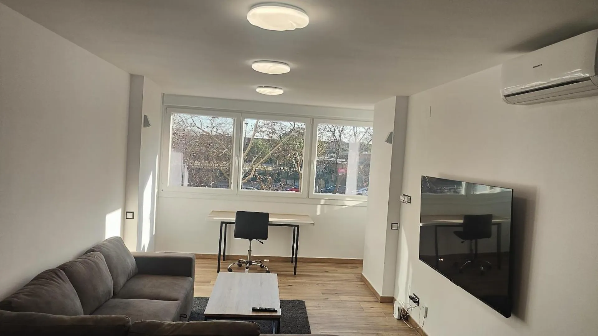 公寓 Lovely Flat Fira Barcelona公寓 西班牙